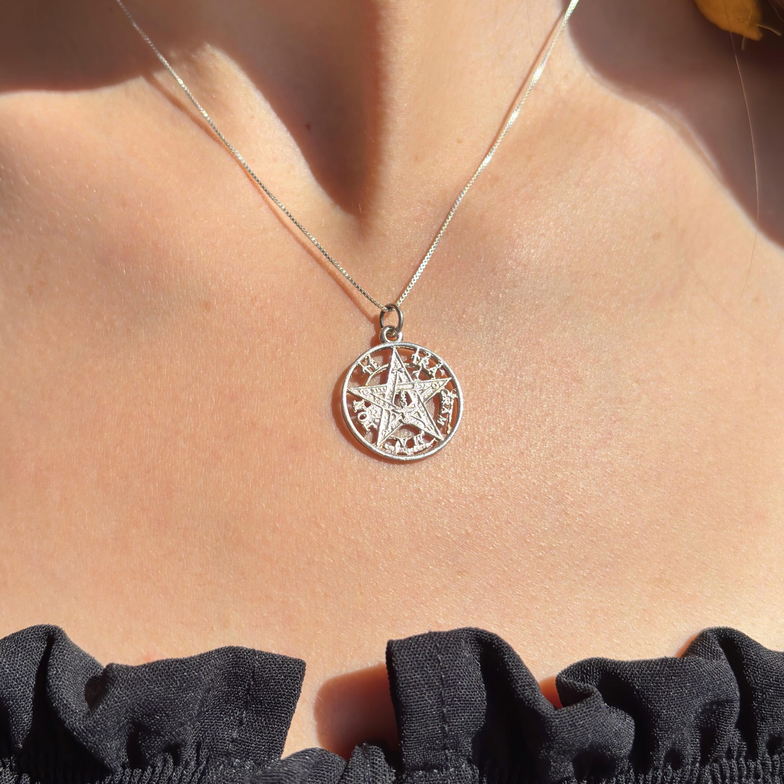 Colgante Tetragramatón plata - mediano - Imagen 2