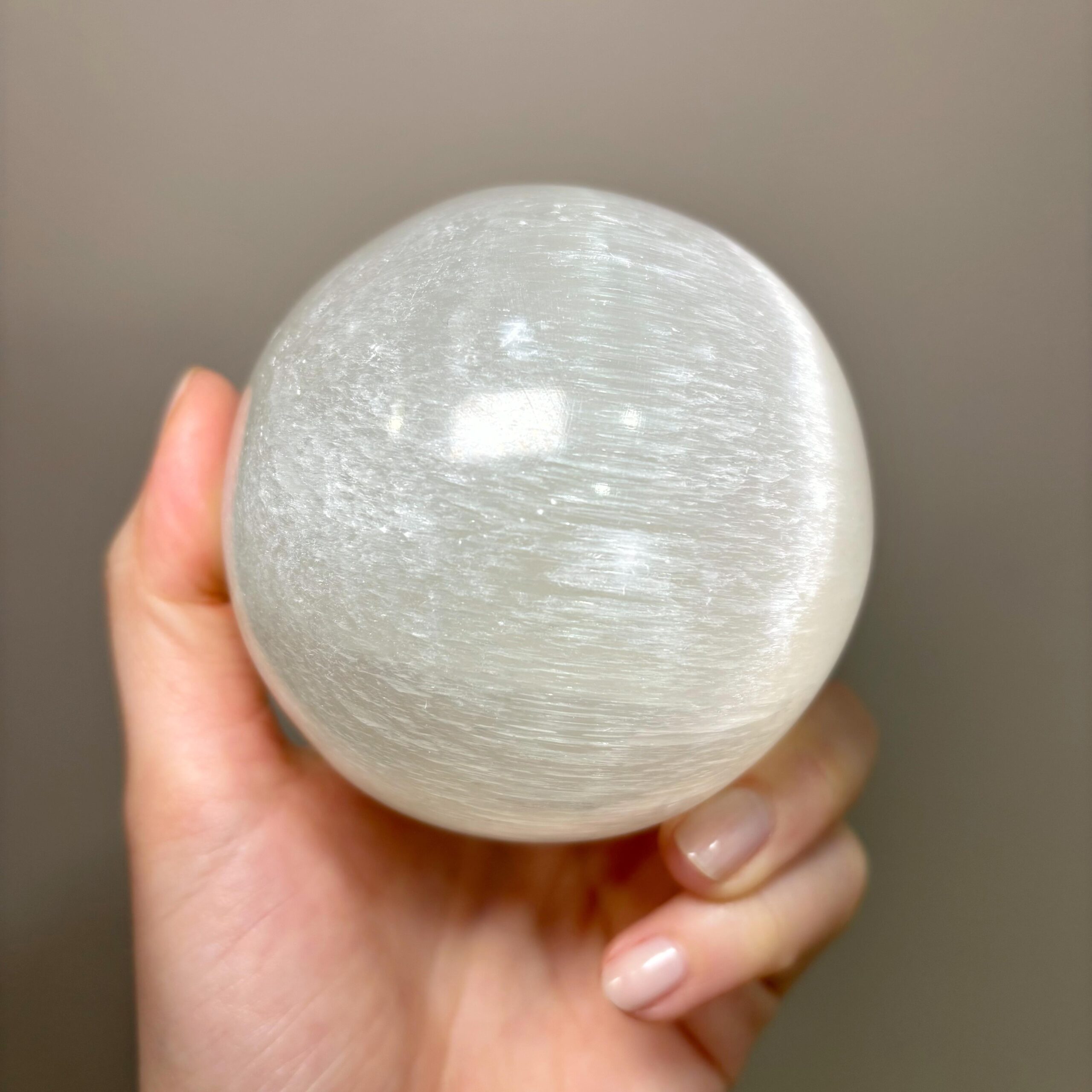 Esfera de Selenita Blanca - Imagen 3