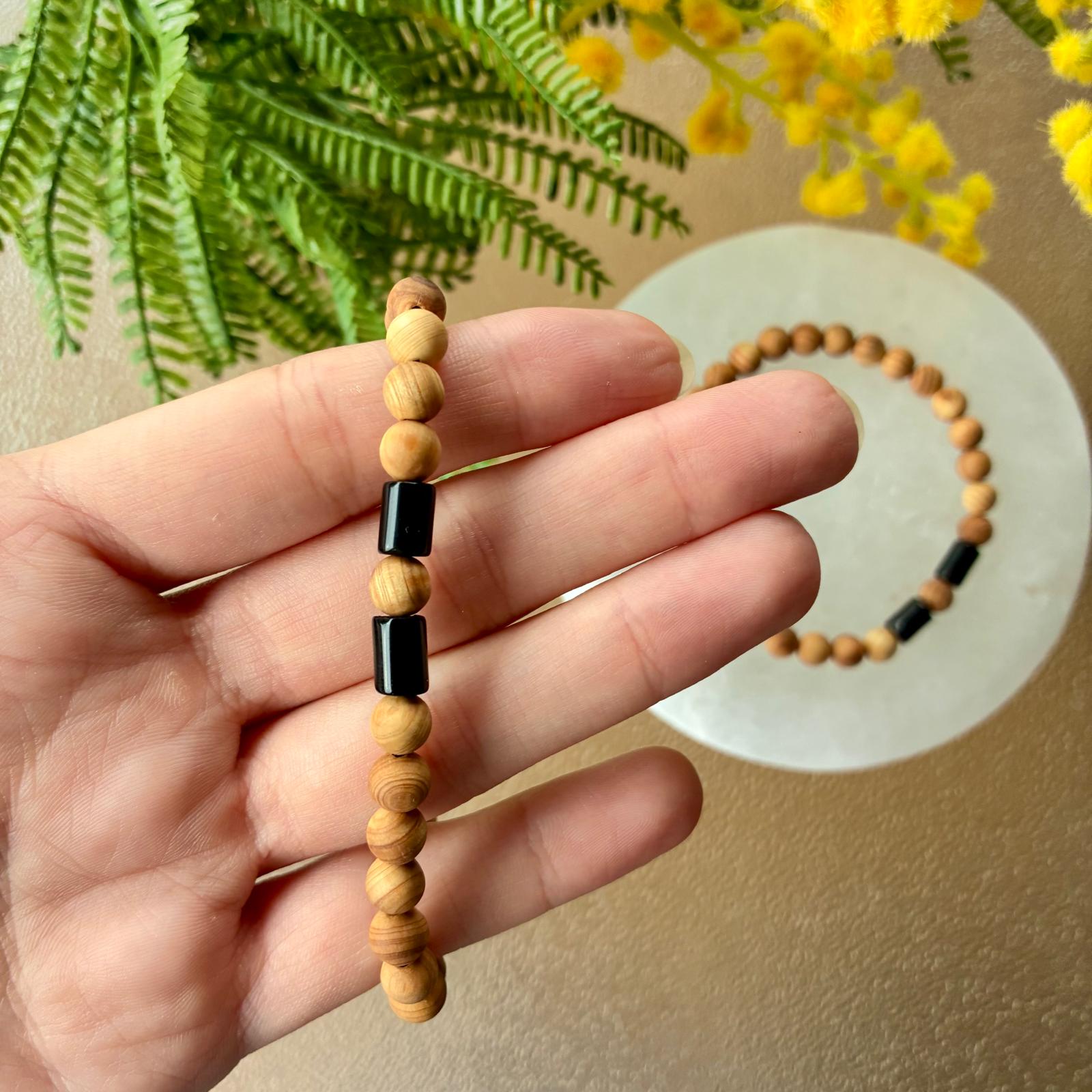 Pulsera de Cedro con Turmalina - Imagen 3